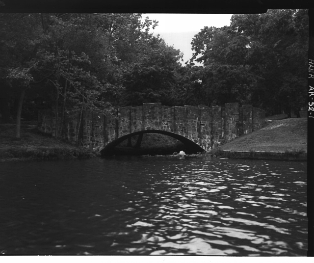 AR-52 Lakeshore Drive Bridge_Page_1